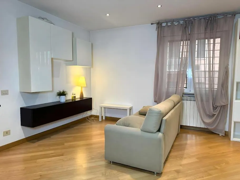 10 Min To Metro Cozy Apartment Near City Center Rome 0*,